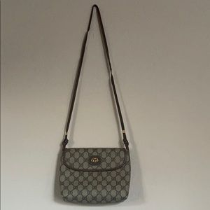 Gucci shoulder/sling bag GG Supreme Vintage